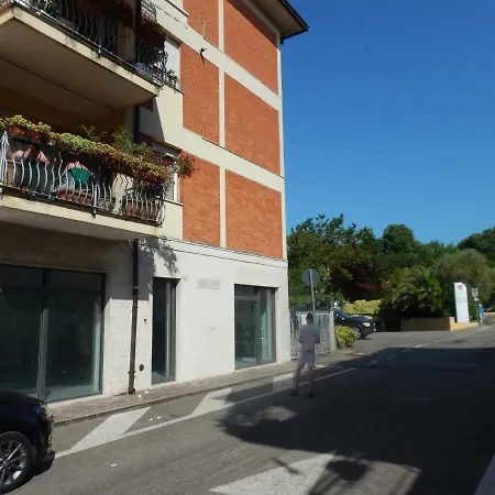 Lägenhet Paula Balcony Bardolino